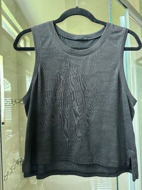 Lululemon Train to Be Tank Size 8 Black